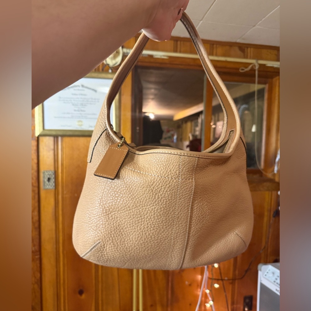 Coach Ergo Tan Leather Shoulder Bag - Classic Pebbled Hobo - Picture 2 of 8
